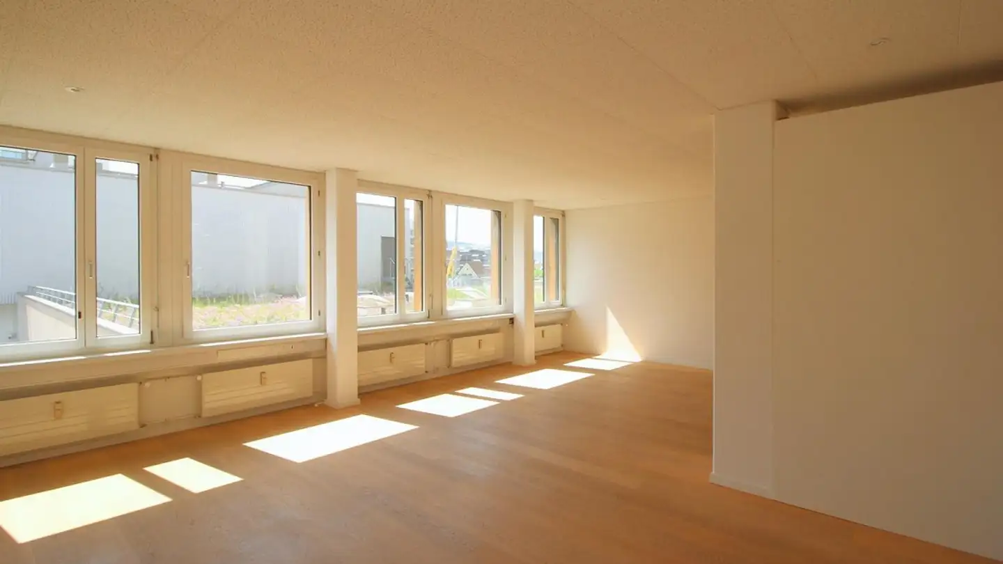 Spazio ufficio in affitto - Kanalstrasse 6, 8953 Dietikon