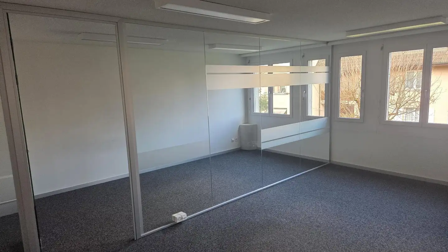 Spazio ufficio in affitto - Claridenweg 18, 8604 Volketswil - Foto 4