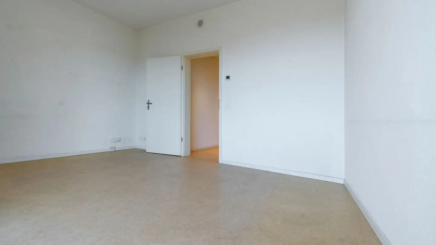 Apartment for rent - Via Ai Crotti 1, 6830 Chiasso - Photo 3