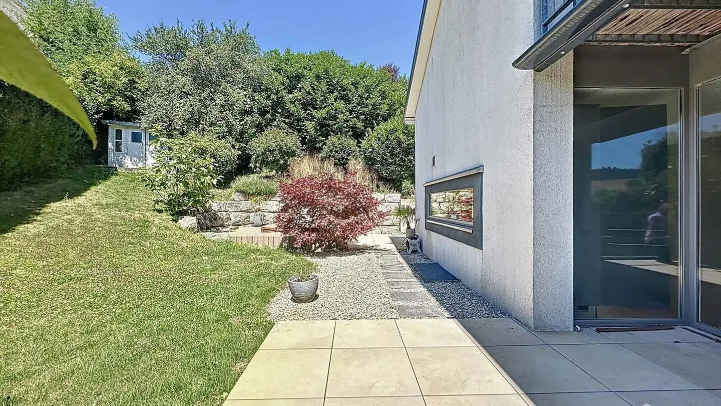 Row house for sale - 1174 Montherod - Photo 2