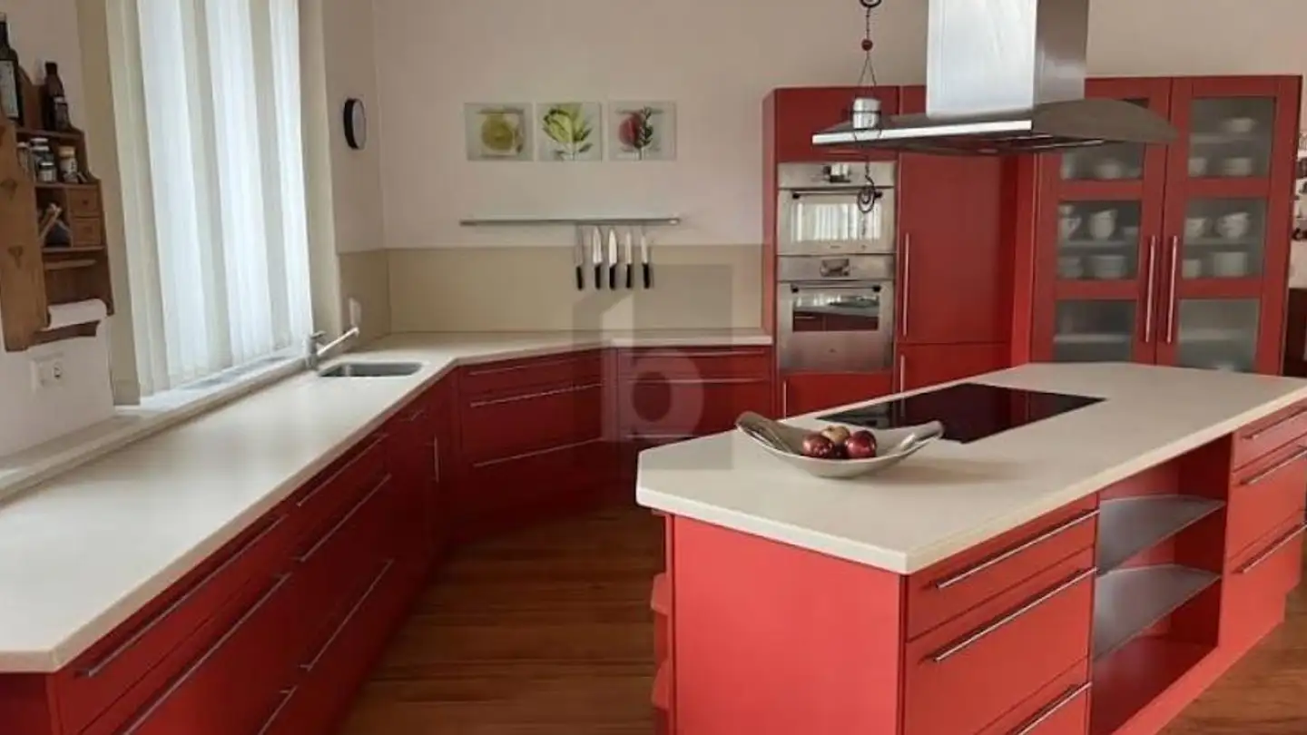 Penthouse for sale - 2738 Court - Photo 3