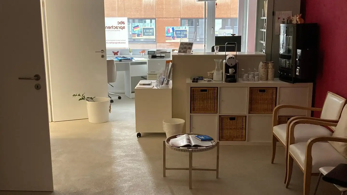 Office space for rent - Am Wasser 1, 8600 Dübendorf