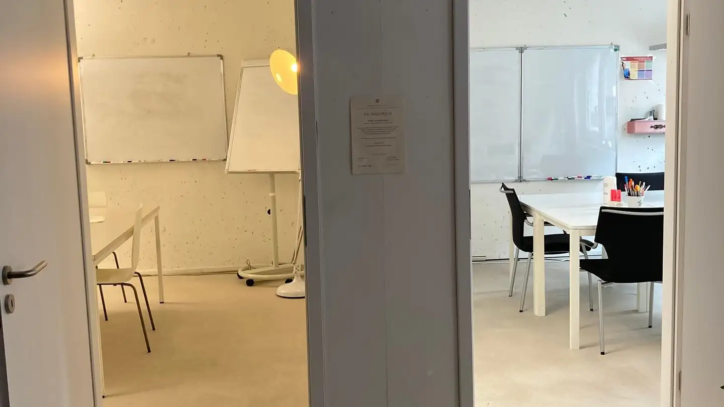 Office space for rent - Am Wasser 1, 8600 Dübendorf - Photo 2