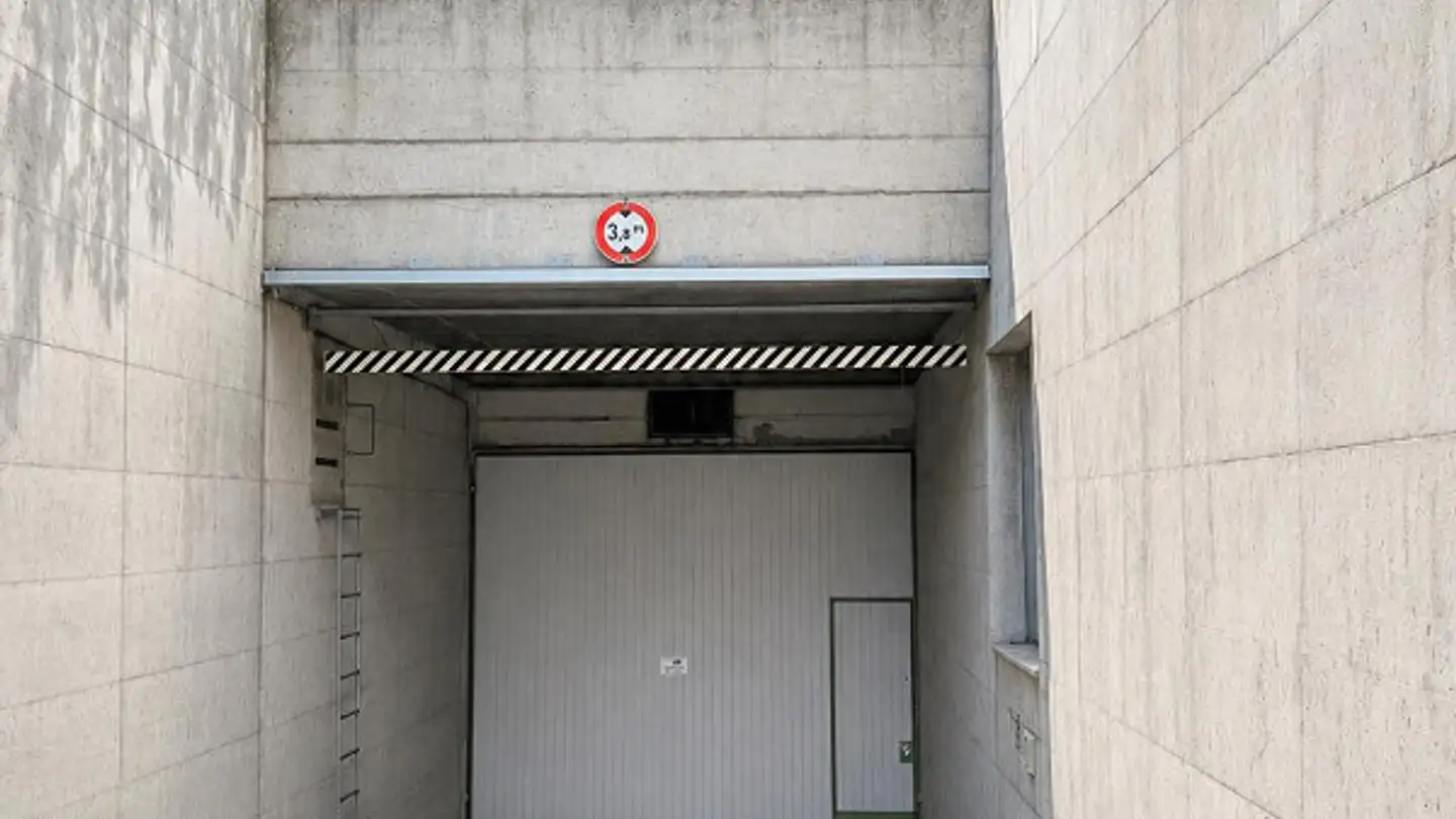 Single garage for rent - Spitalstrasse 74, 8952 Schlieren - Photo 2