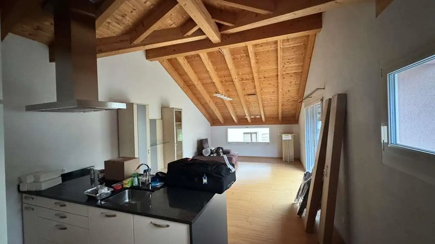 Attique à louer - Dorfstrasse 18, 7214 Grüsch - Photo 2