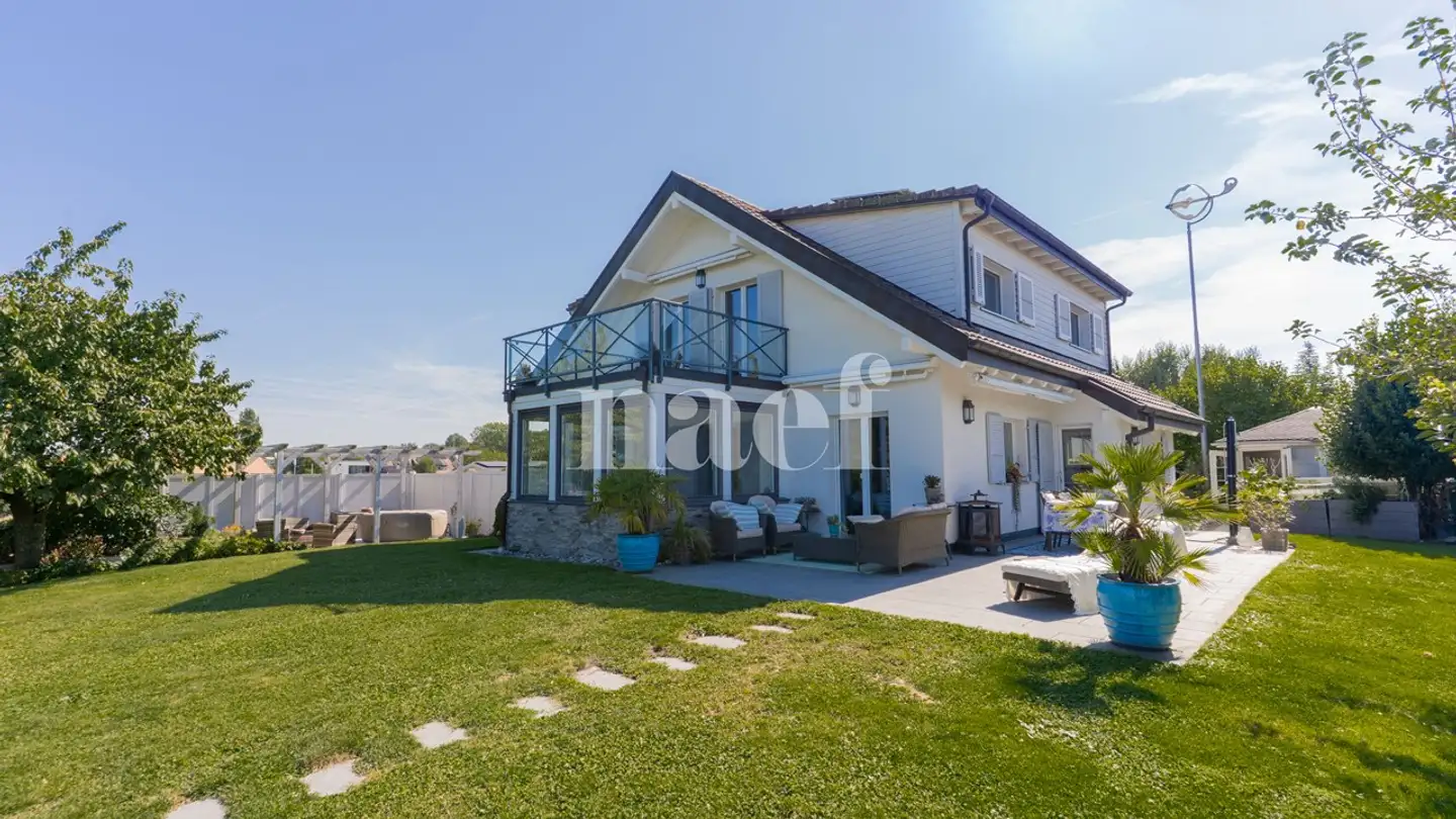 Villa in vendita - 1568 Portalban