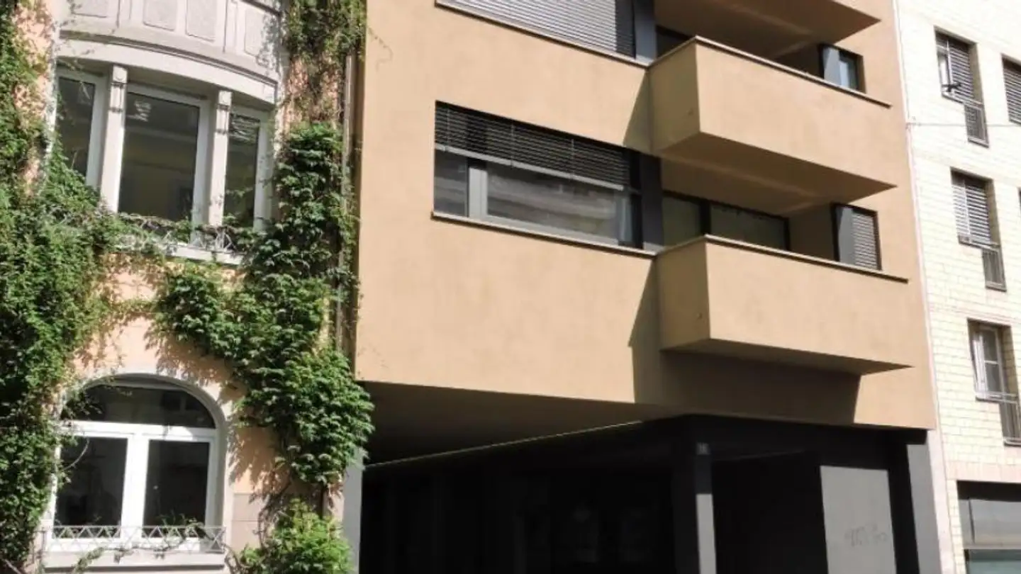 Tiefgaragenstellplatz mieten - Clarahofweg, 4058 Basel