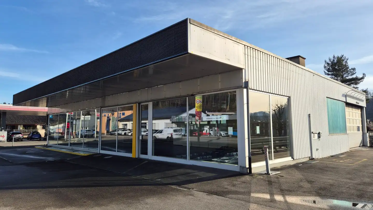 Commercial à vendre - Baselstrasse 14, 4222 Zwingen