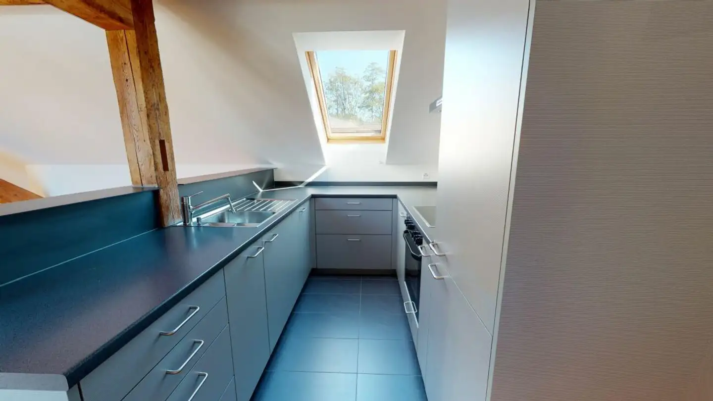 Attic flat for rent - Weinsteig 212, 8200 Schaffhausen - Photo 2