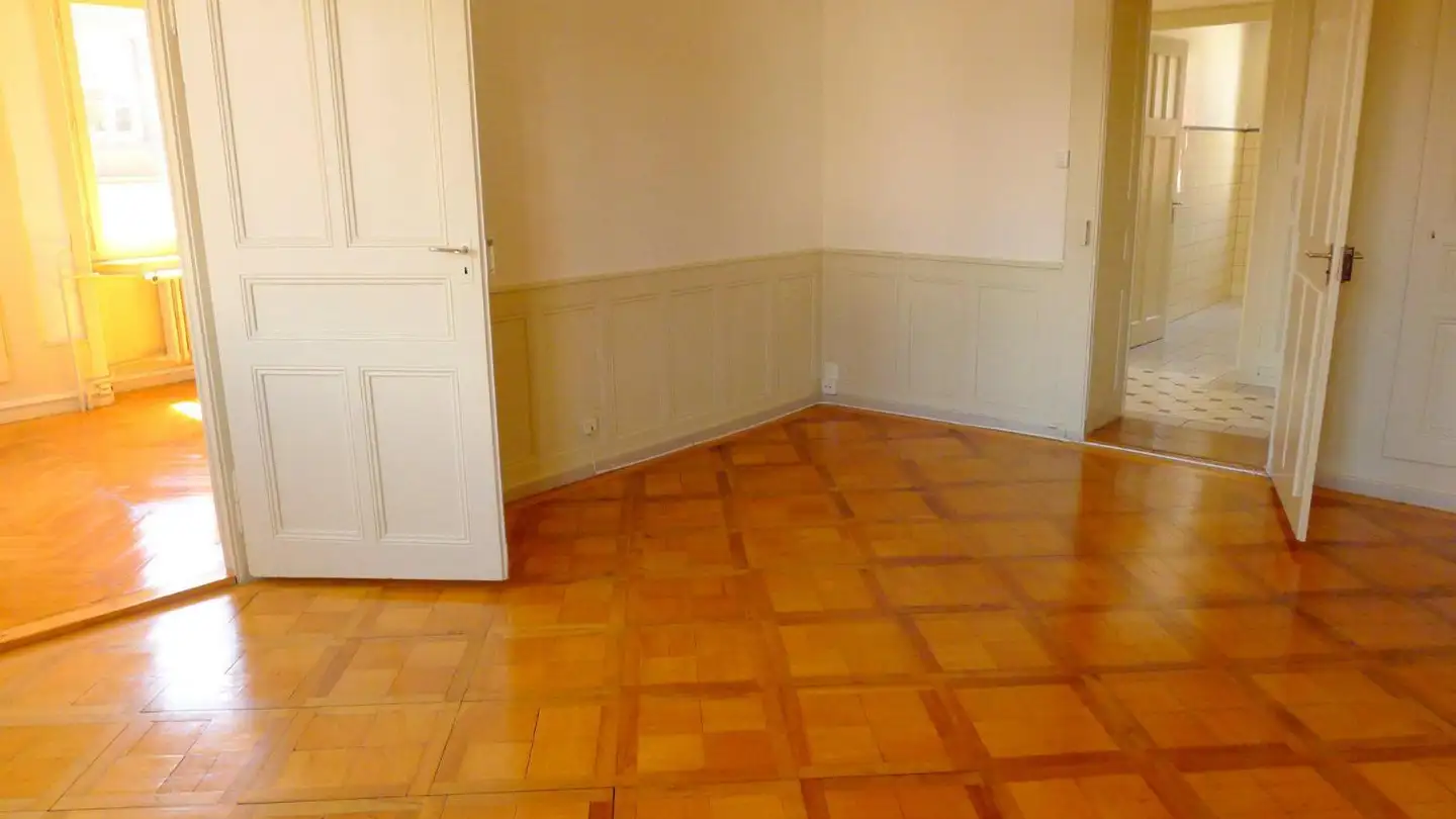 Bureau à louer - 2300 La Chaux-de-Fonds - Photo 2