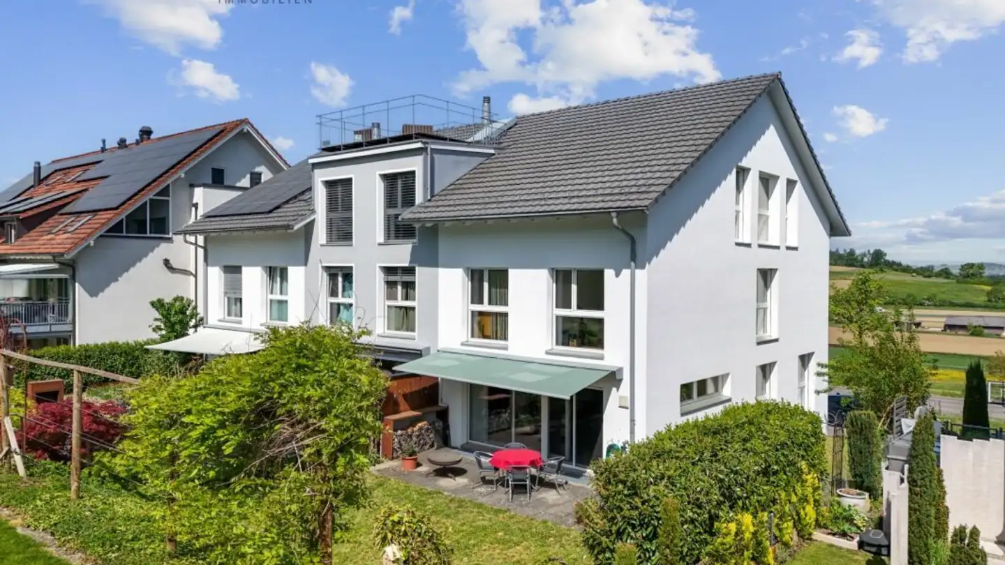 Casa singola in vendita - Hauptstrasse 32, 8543 Gundetswil