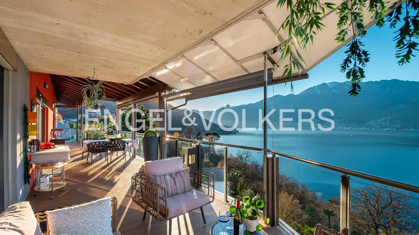 Villa for sale - Via Calgiano, 6577 Ranzo