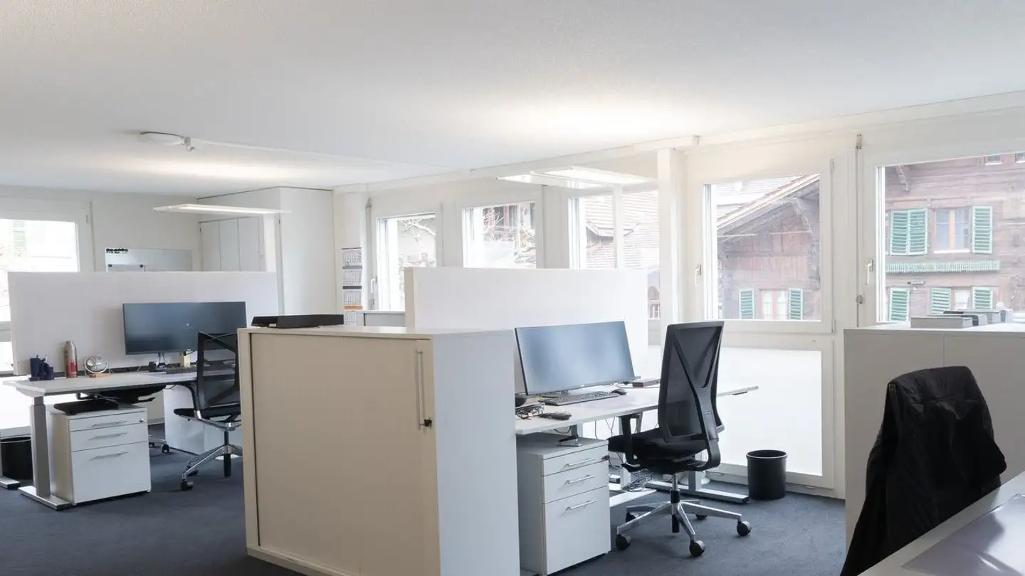 Bürofläche mieten - Bahnhofstrasse 2, 3800 Unterseen