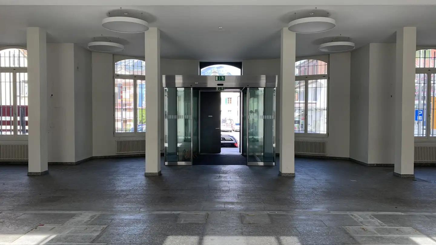 Shop for rent - Bahnhofstrasse 9, 6460 Altdorf UR - Photo 2