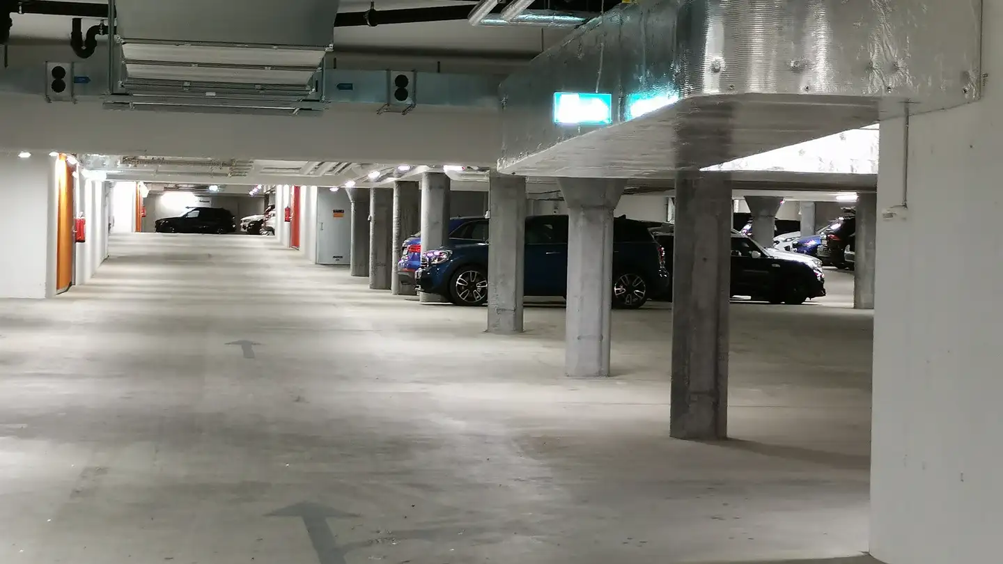 Parcheggio esterno in affitto - Löwenstrasse 7, 8133 Esslingen