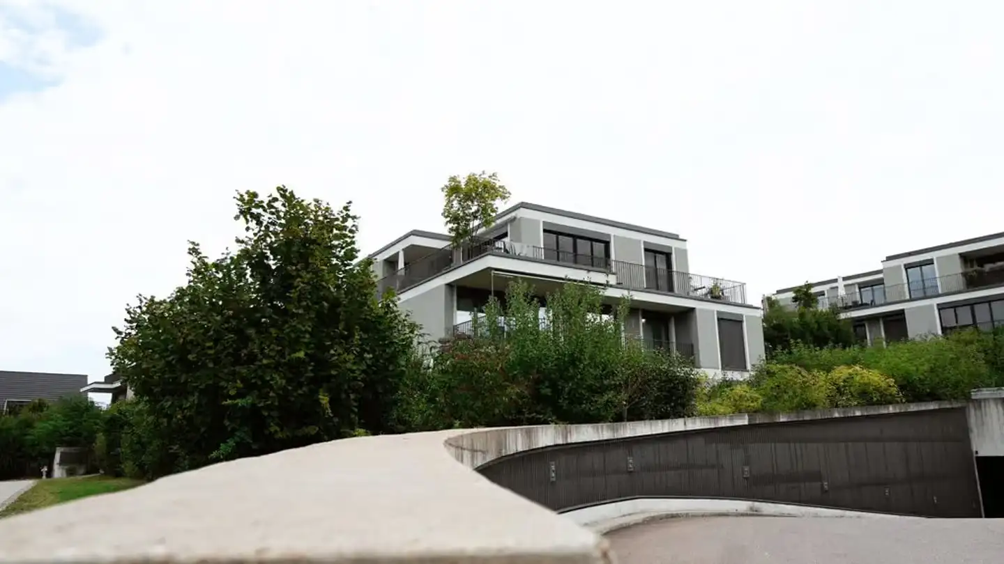 Underground parking space for rent - Heligenmattstrasse 13, 8904 Aesch ZH