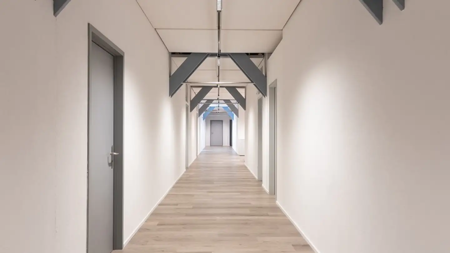 Spazio ufficio in affitto - Industrie Neuhof 23, 3422 Kirchberg BE - Photo 2