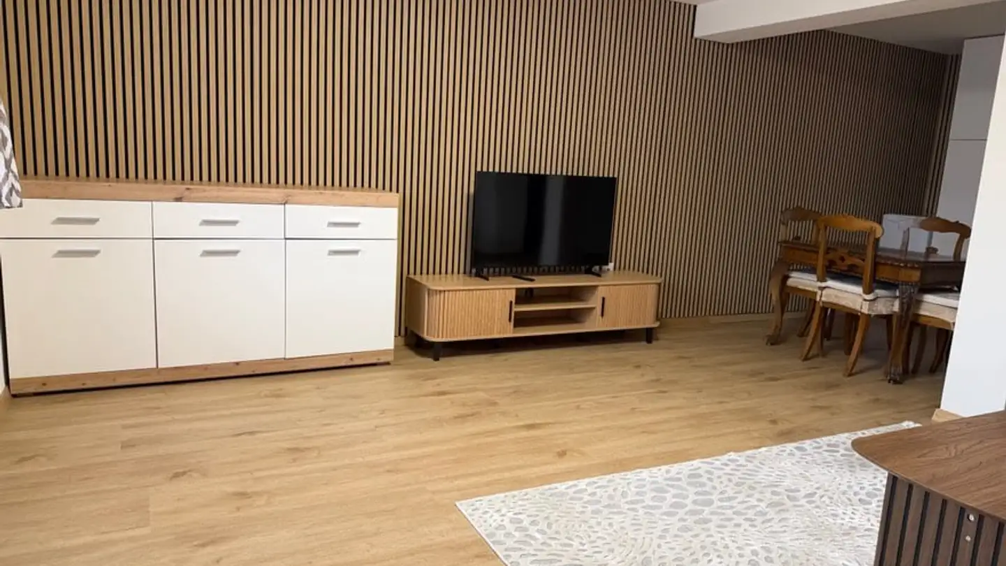 Studio à louer - Löhstrasse 18, 3770 Zweisimmen - Photo 2