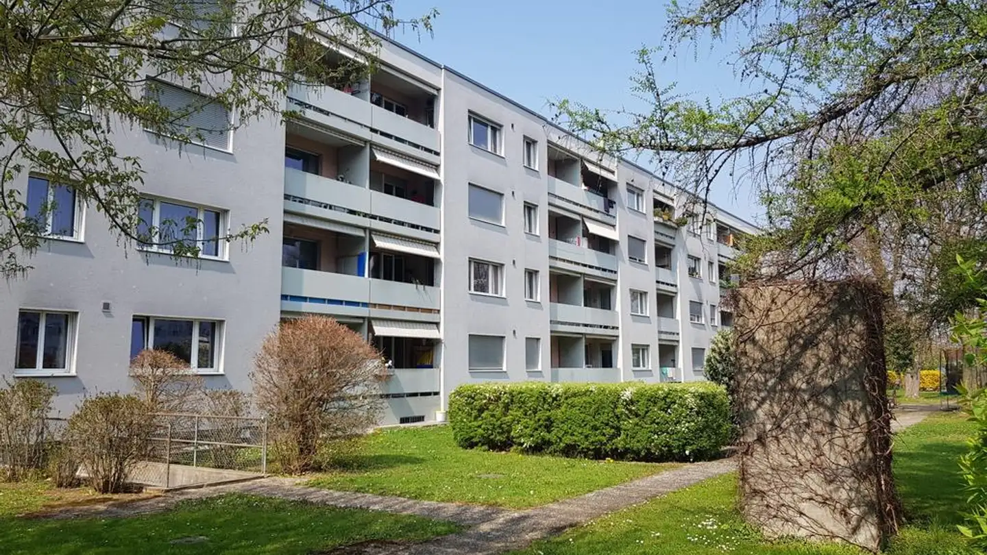 Underground parking space for rent - Mischelistrasse 2-6, 4153 Reinach BL