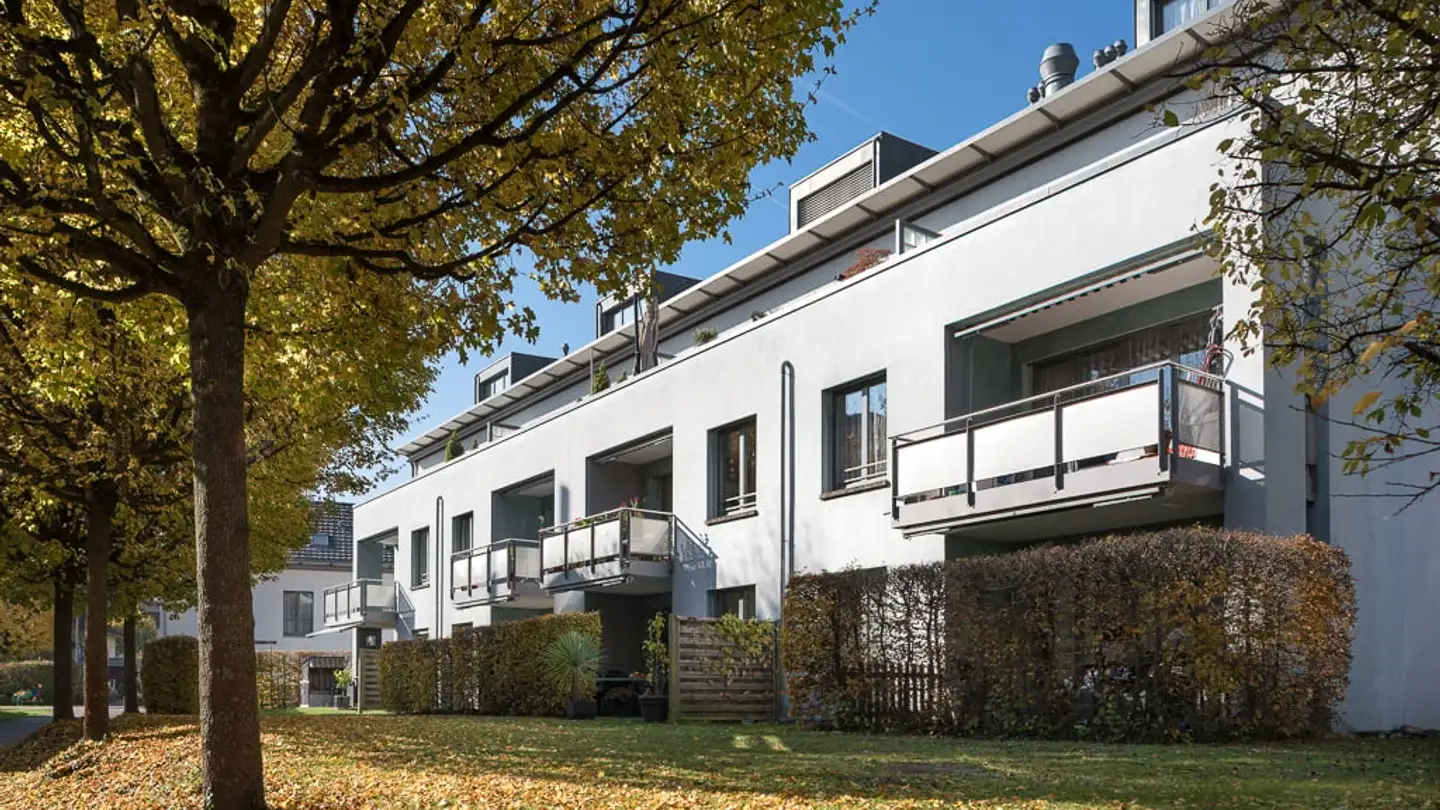 Place de parking intérieure pour moto à louer - Schanzenstrasse 8b, 4410 Liestal