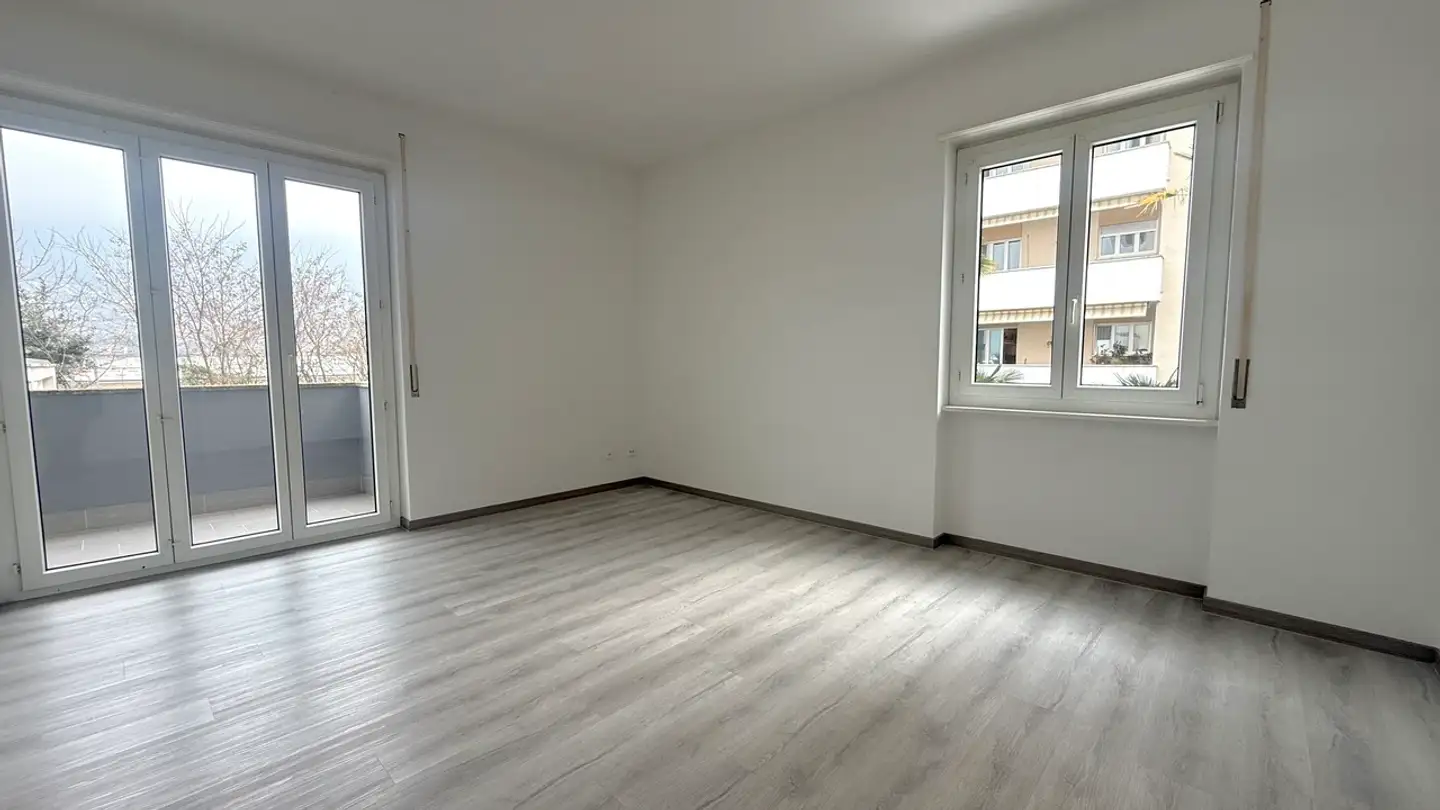 Apartment for rent - Via Luigi Favre 7, 6830 Chiasso - Photo 3