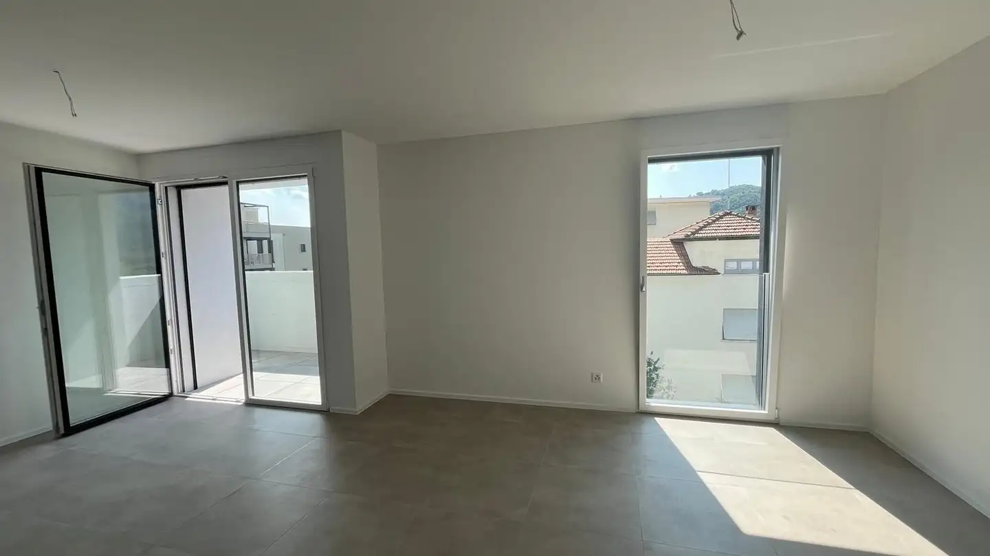 Appartement à louer - Viale alle Cantine, 6850 Mendrisio
