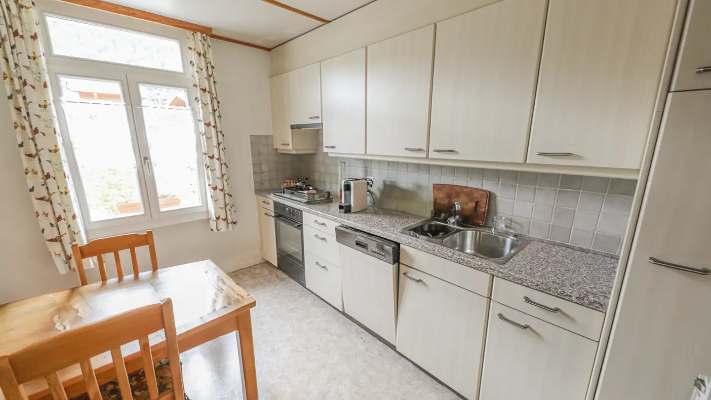 Mischgenutztes Gebäude kaufen - Montreuxstrasse, 3770 Zweisimmen - Foto 4