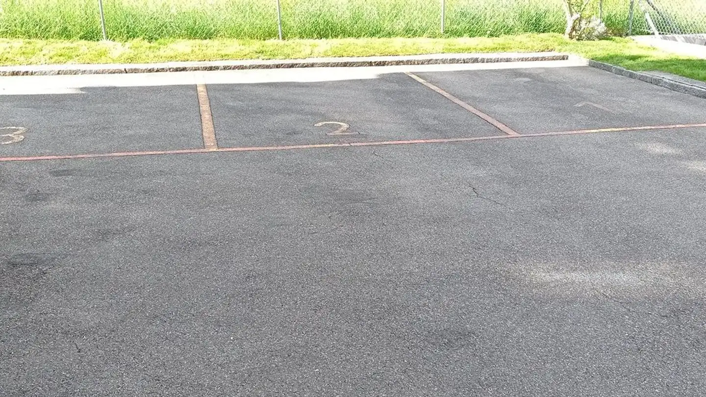Parcheggio esterno in affitto - Luzernerstrasse 22, 8903 Birmensdorf ZH