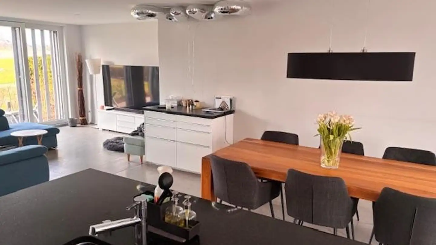 Einfamilienhaus mieten - Böschstrasse 8b, 8606 Nänikon