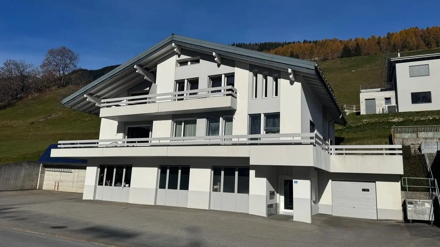 Mehrfamilienhaus kaufen - Via Sursilvana 96, 7175 Sumvitg