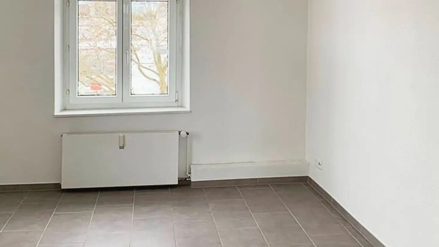 Edificio residenziale in vendita - Schaffhauserstrasse 42, 8212 Neuhausen am Rheinfall - Photo 2