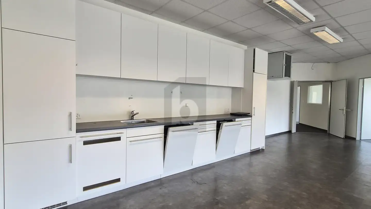 Office space for rent - 8952 Schlieren - Photo 2