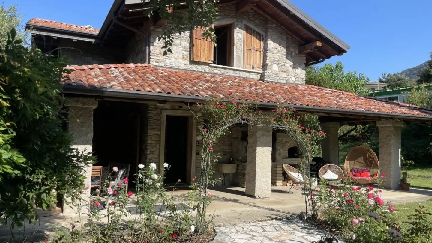 Maison individuelle à vendre - 6988 Ponte Tresa