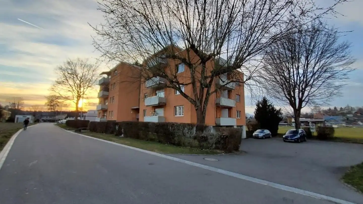 Wohnung mieten - Wiesenstrasse 13, 4912 Aarwangen - Foto 2