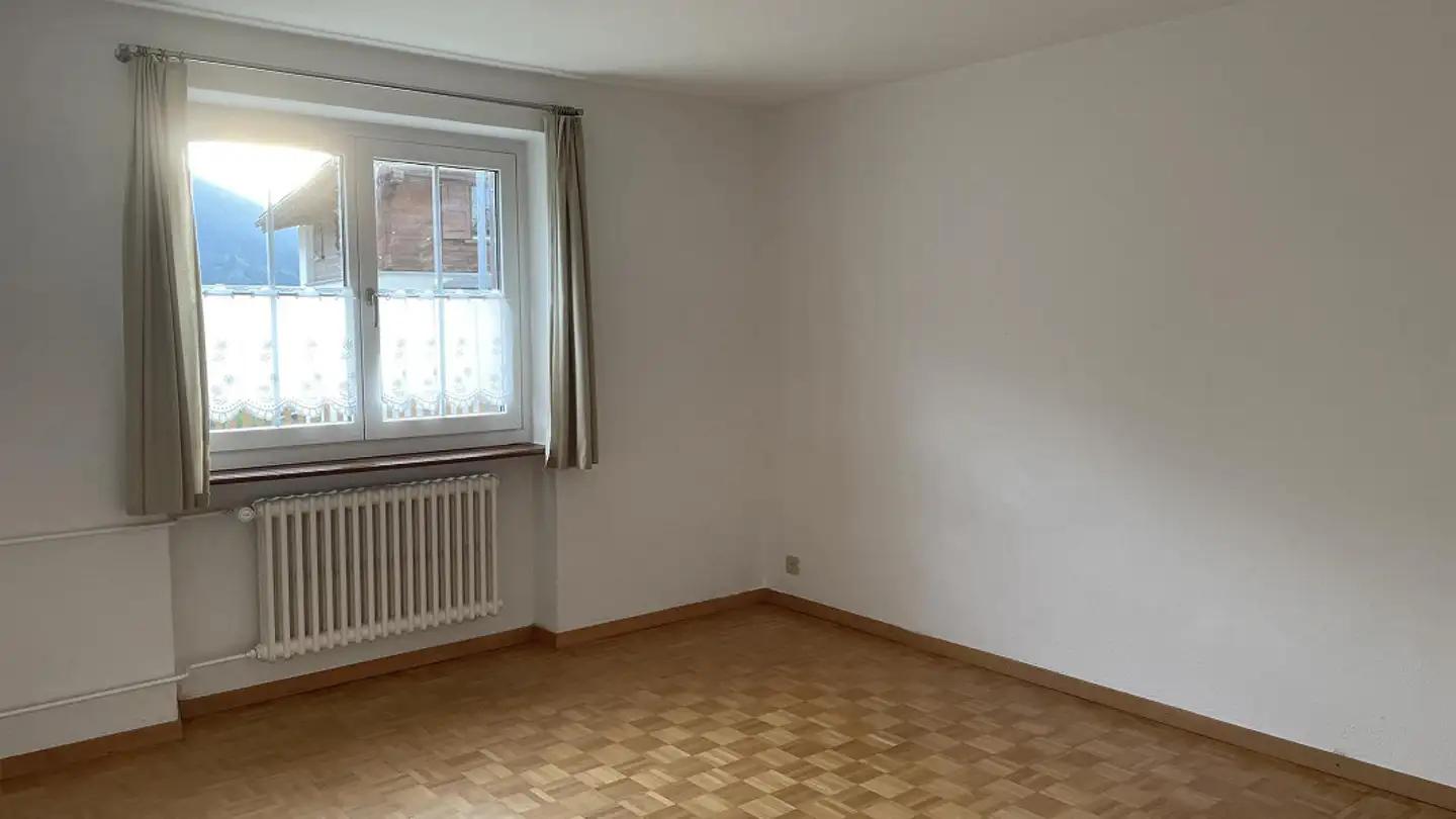 Wohnung mieten - 7250 Klosters - Foto 2