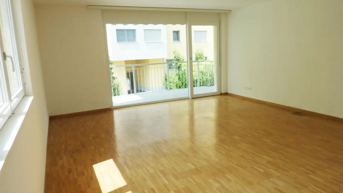 Apartment for rent - Eisenburgstrasse 8, 8854 Siebnen - Photo 4