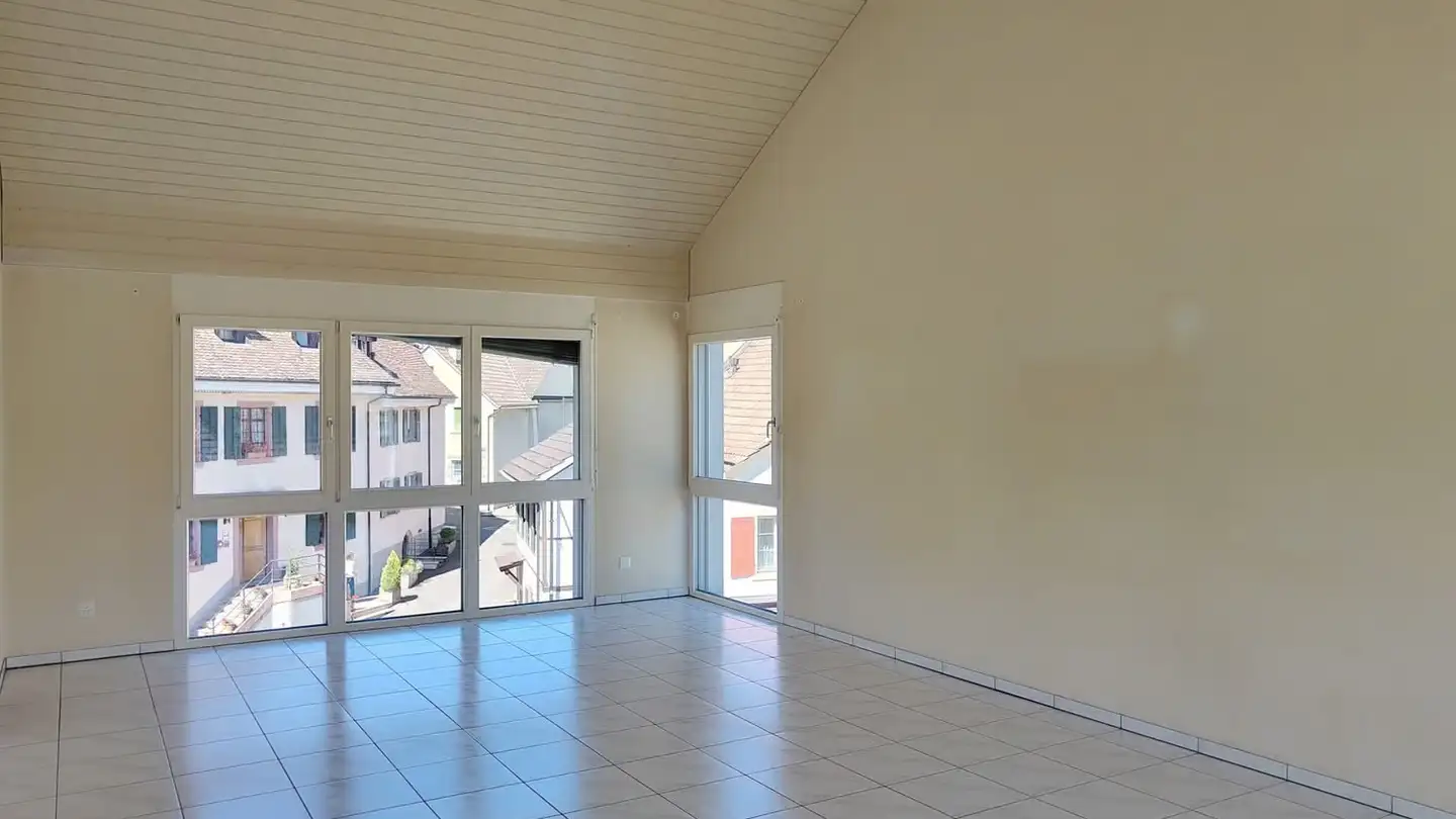 Attic flat for sale - Hauptstrasse 54, 4147 Aesch BL