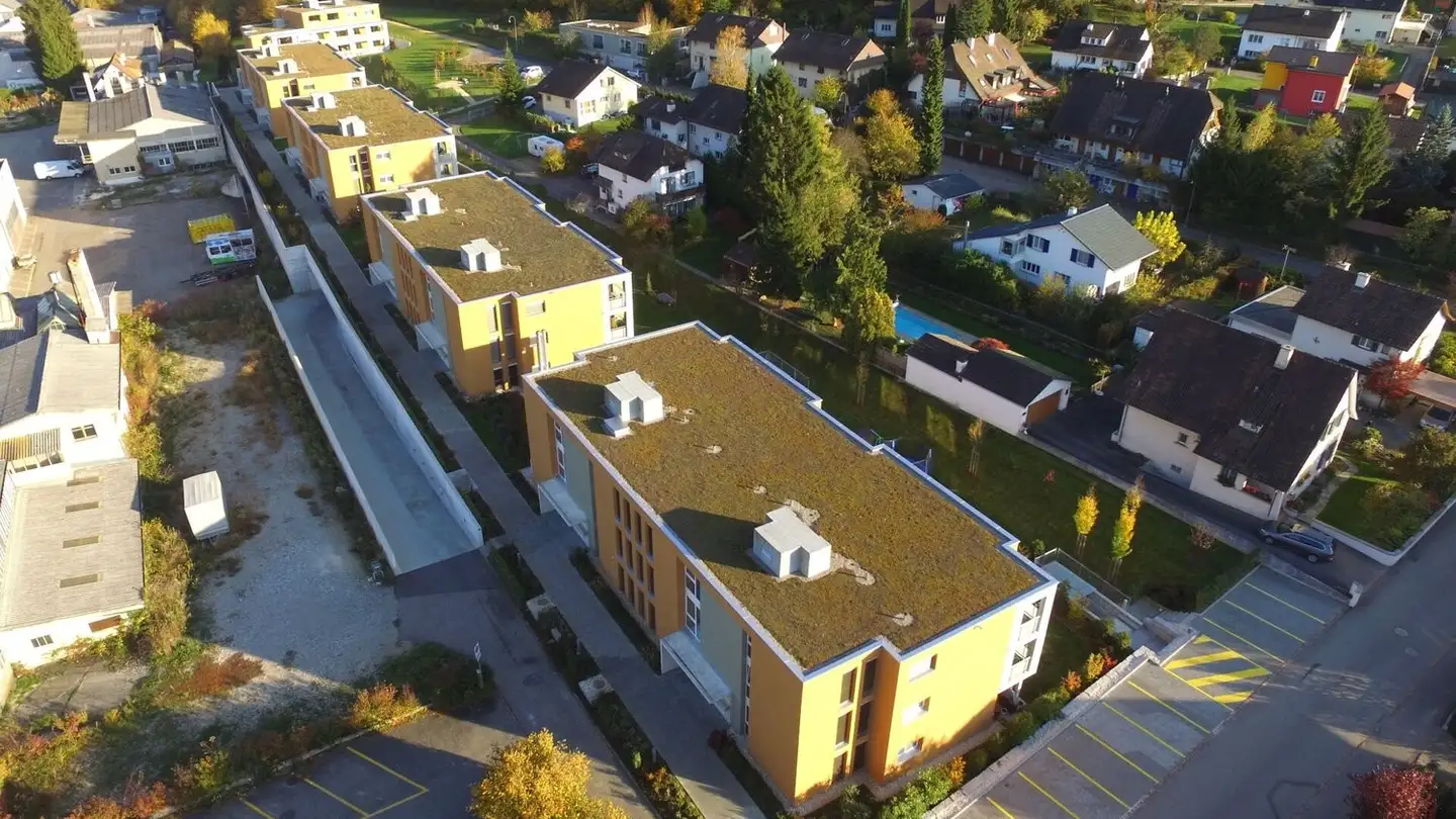 Garage individuel à louer - Reuslistrasse 43j, 4450 Sissach