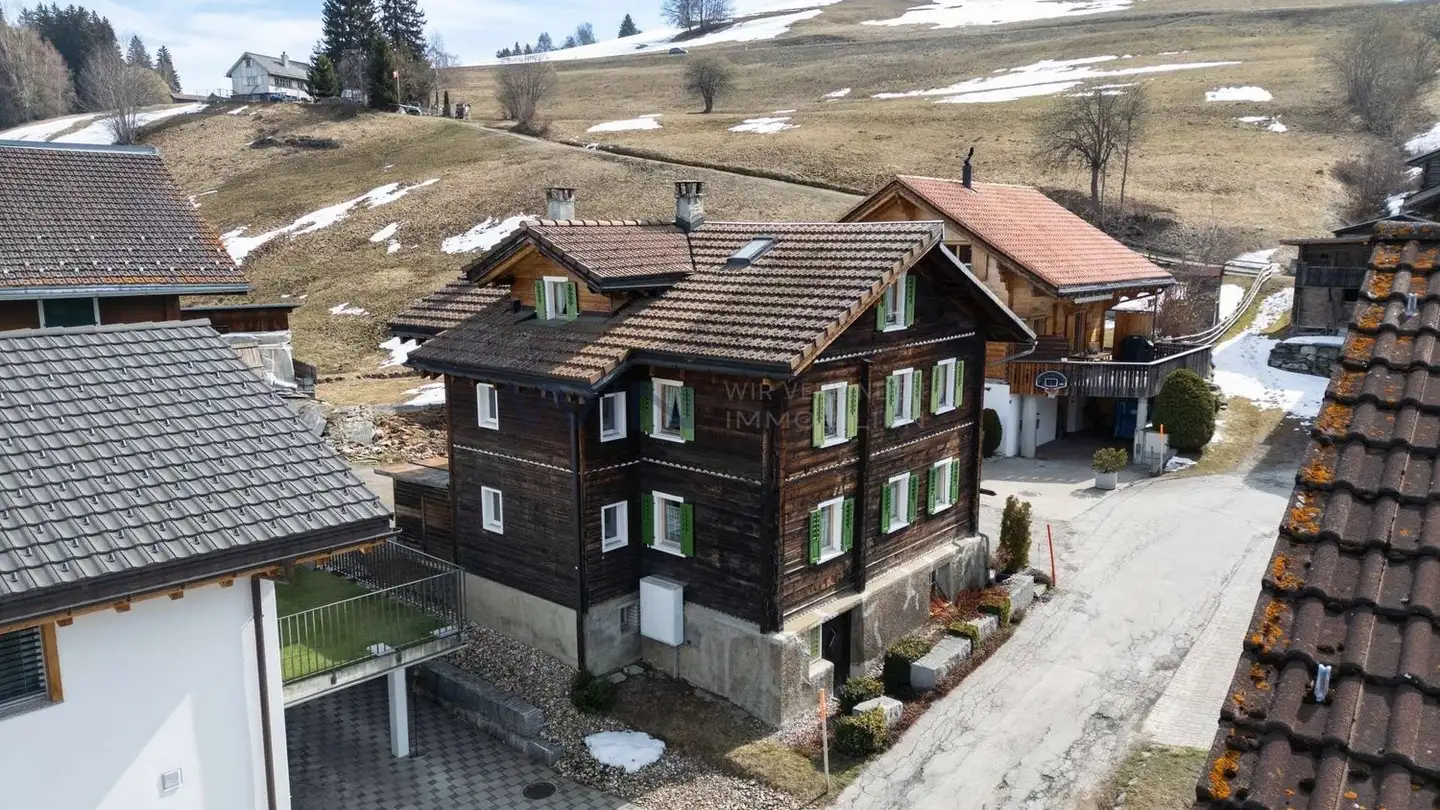 Duplex à vendre - 7134 Obersaxen