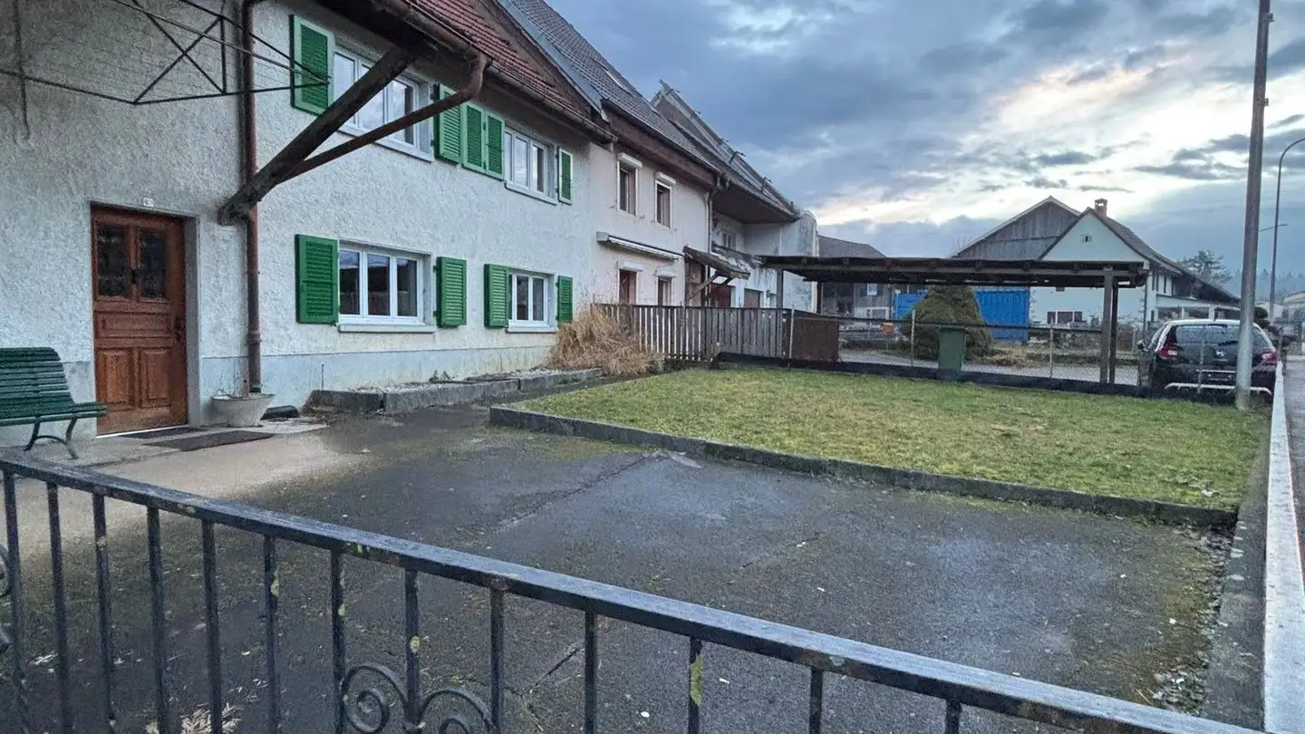 Row house for rent - Coinat d'Essertiau 15A, 2942 Alle