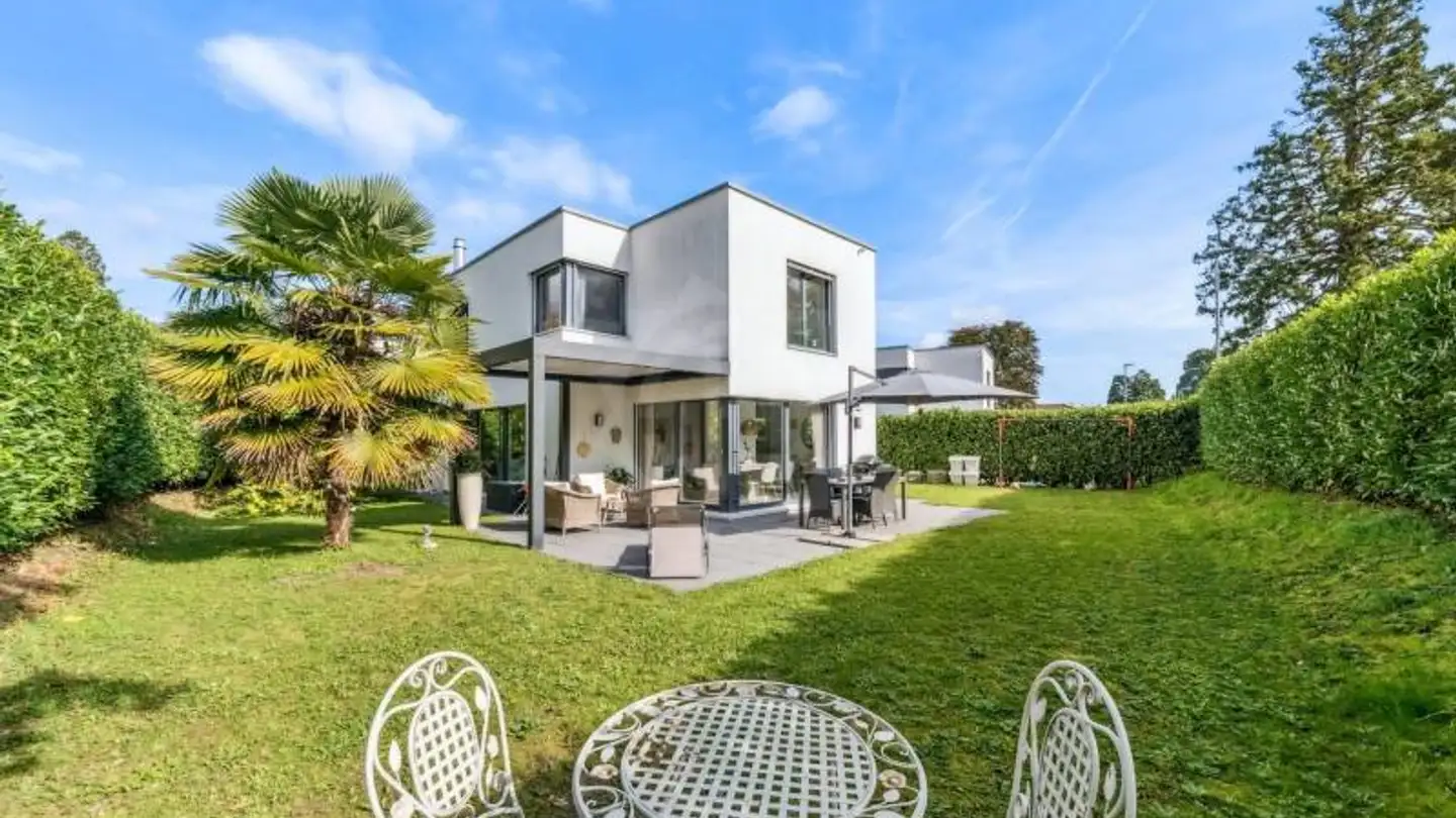 Single house for sale - 2013 Colombier NE