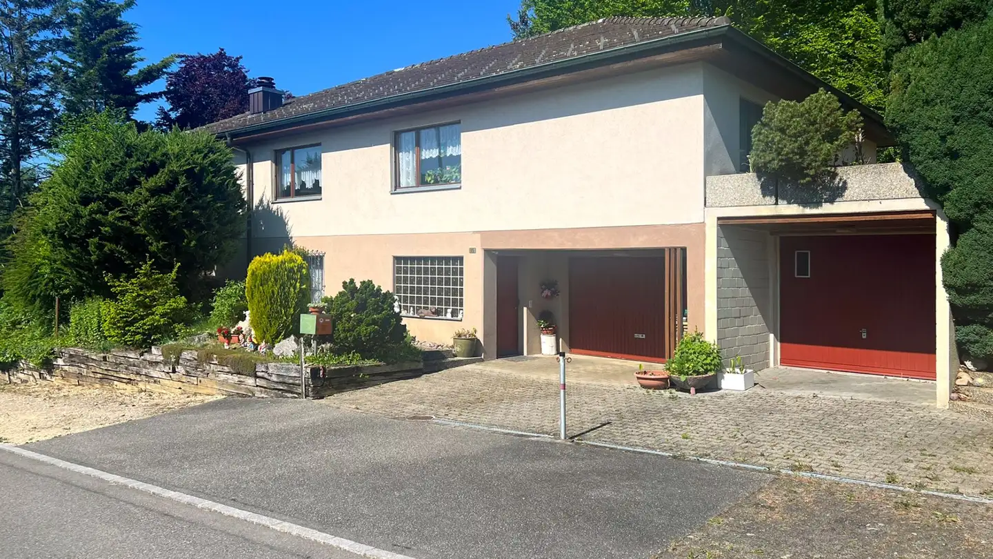 Casa singola in vendita - Aeplistrasse, 5018 Erlinsbach