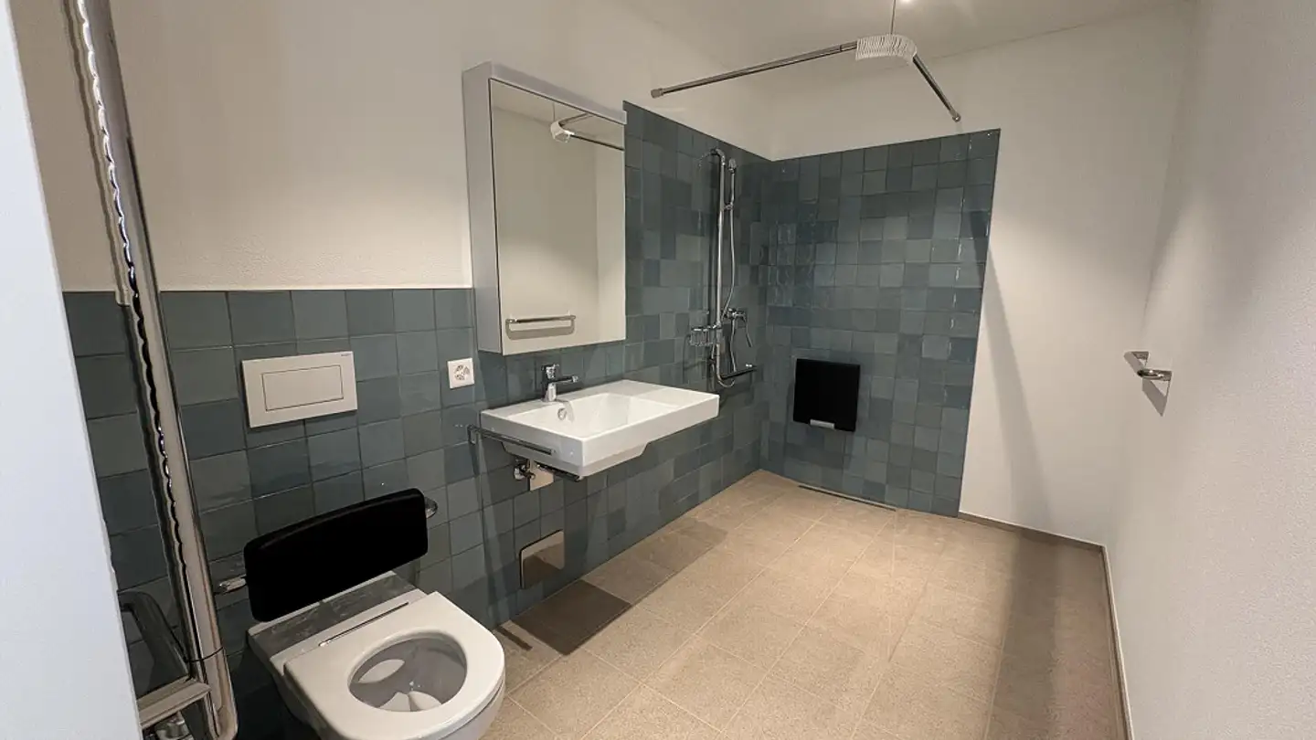 Apartment for rent - Via Baselga 12, 7013 Domat/Ems - Photo 4