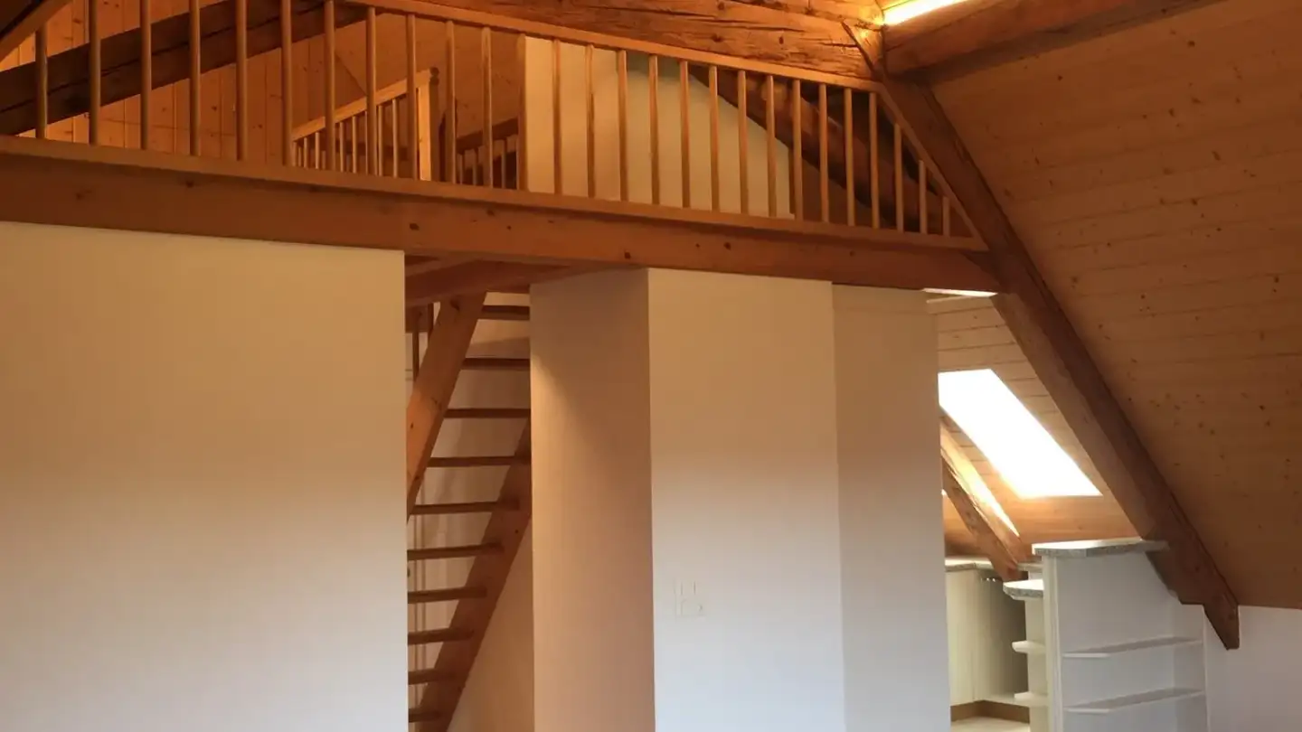 Dachgeschosswohnung mieten - Gwattmoos 23, 3507 Biglen