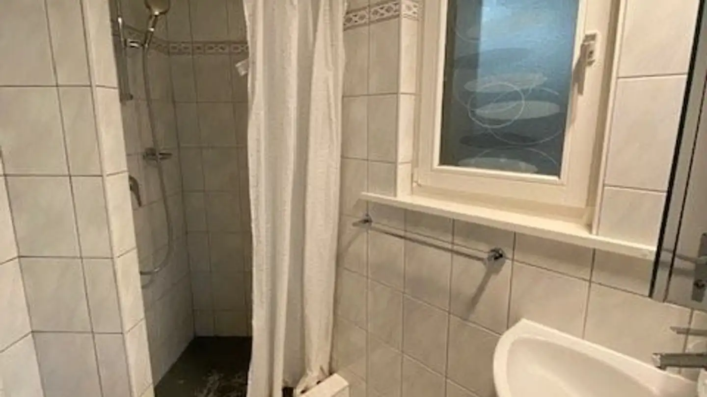 Appartamento in affitto - Rue De La Reusière 20, 2024 St-Aubin-Sauges - Foto 4