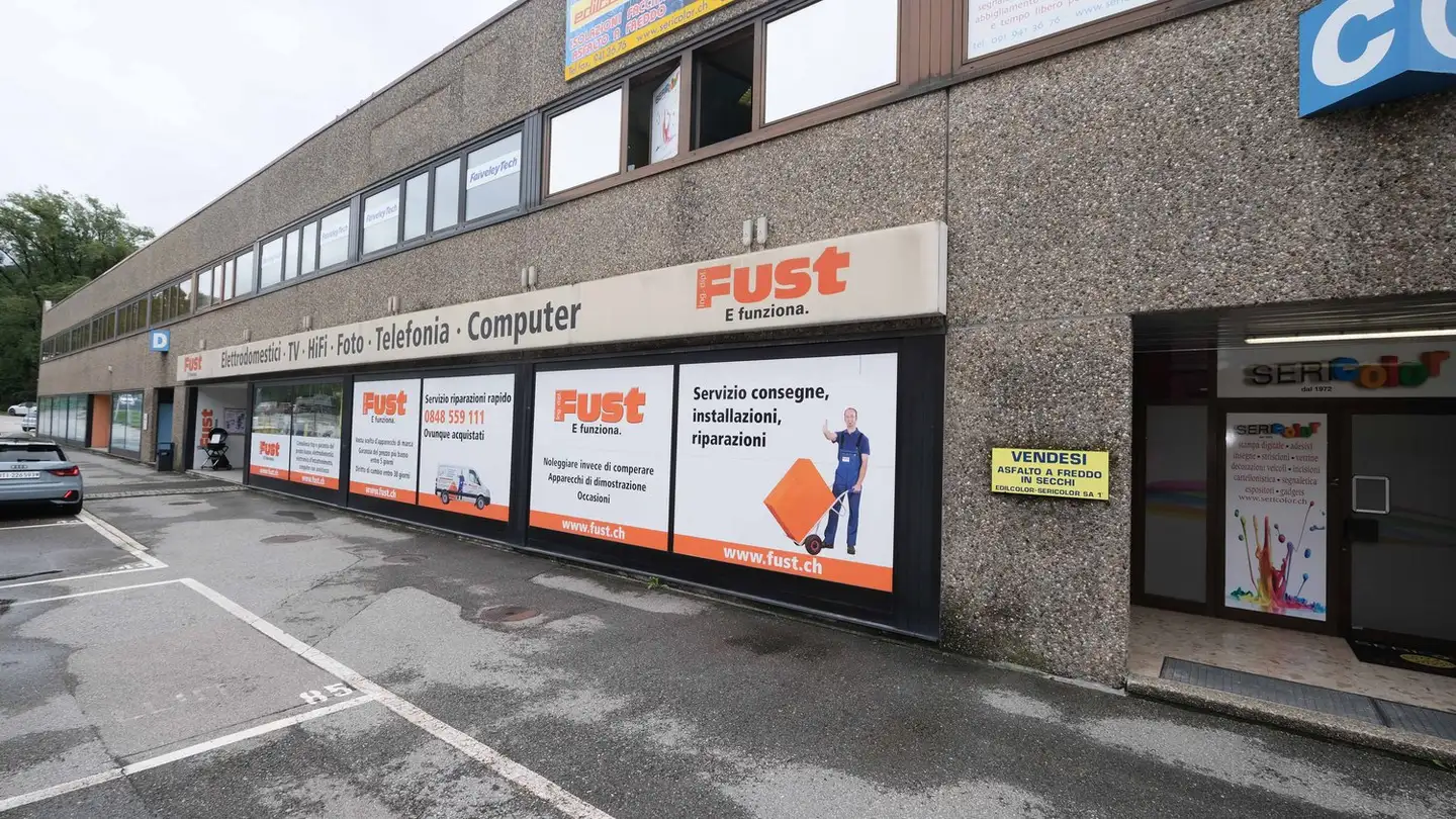 Grande magazzino in vendita - 6952 Canobbio - Foto 2