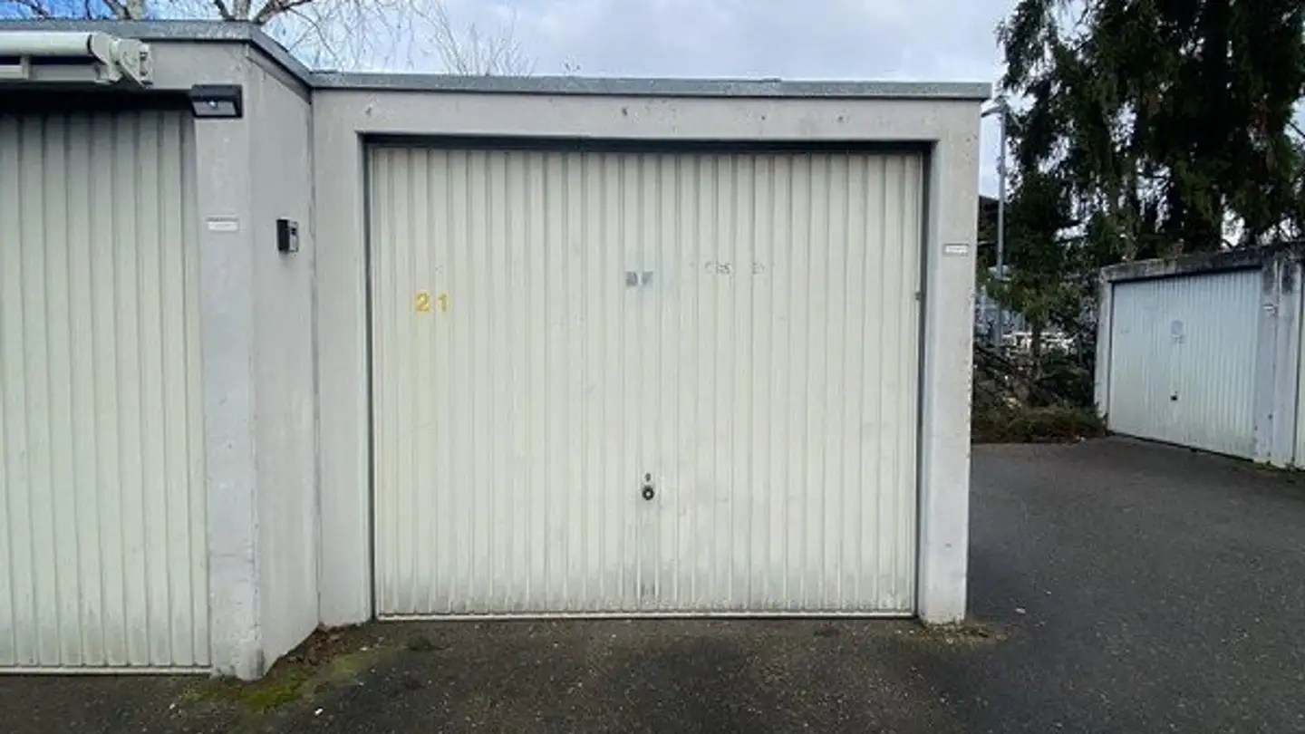 Single garage for rent - Zikadenweg 6b, 3006 Bern