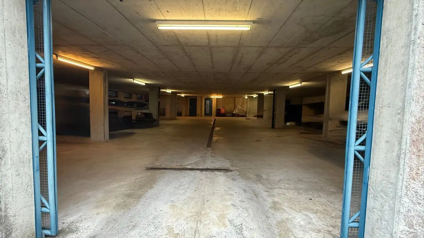 Place de parking souterraine à louer - Bahnhofstrasse 15, 8253 Diessenhofen