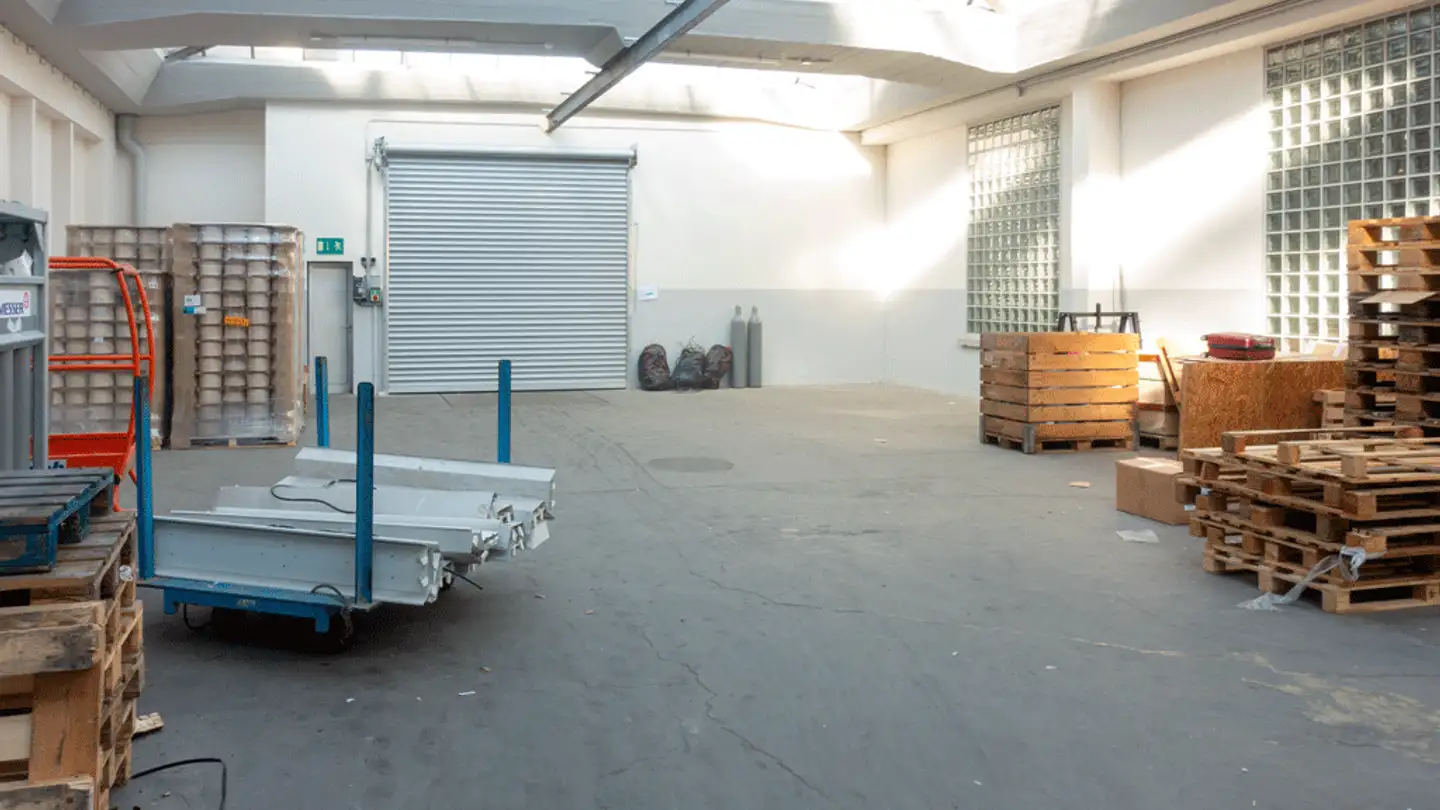 Espace de stockage à louer - Fabrikstrasse 2, 8867 Niederurnen - Photo 2