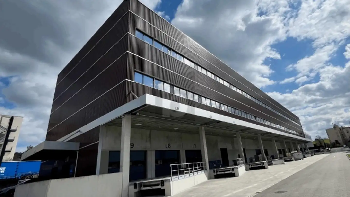 Storage space for rent - 8424 Embrach